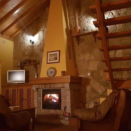 Casa Rural El Casillo Del Abuelo Goyo Guest House Navarredonda de Gredos Luaran gambar