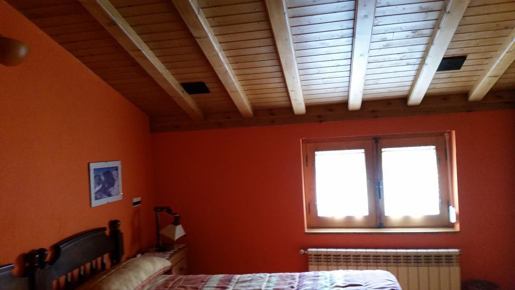 Casa Rural El Casillo Del Abuelo Goyo Guest House Navarredonda de Gredos Bilik gambar